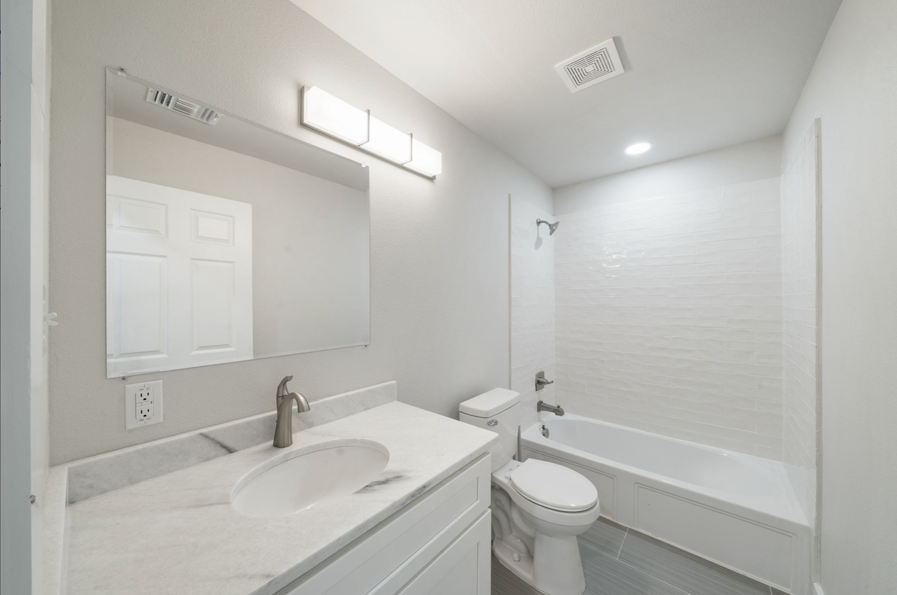 1627 W Mariposa Dr - Photo 4 of 20