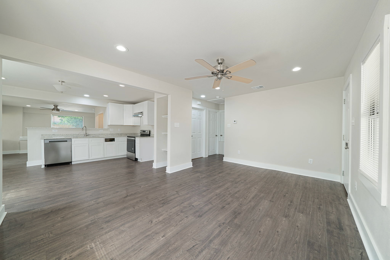 1627 W Mariposa Dr - Photo 6 of 20