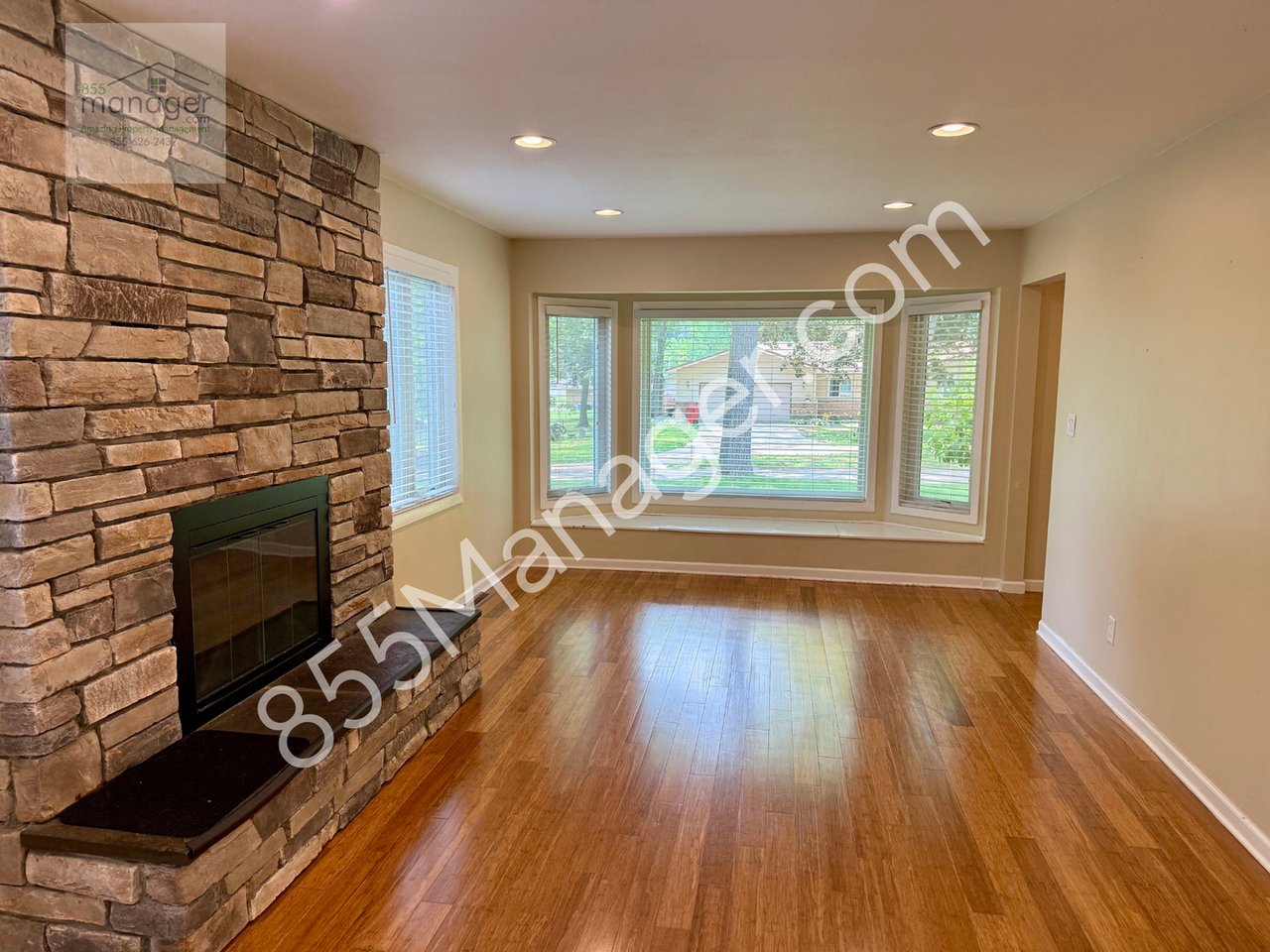 2385 Horace St - Photo 4 of 33