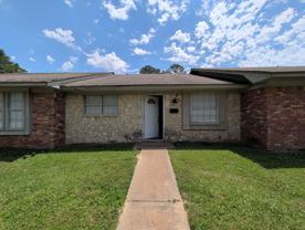 2400 Brookridge Dr #12 - Photo 1 of 1