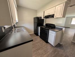 featured image of 2400 Brookridge Dr #12
