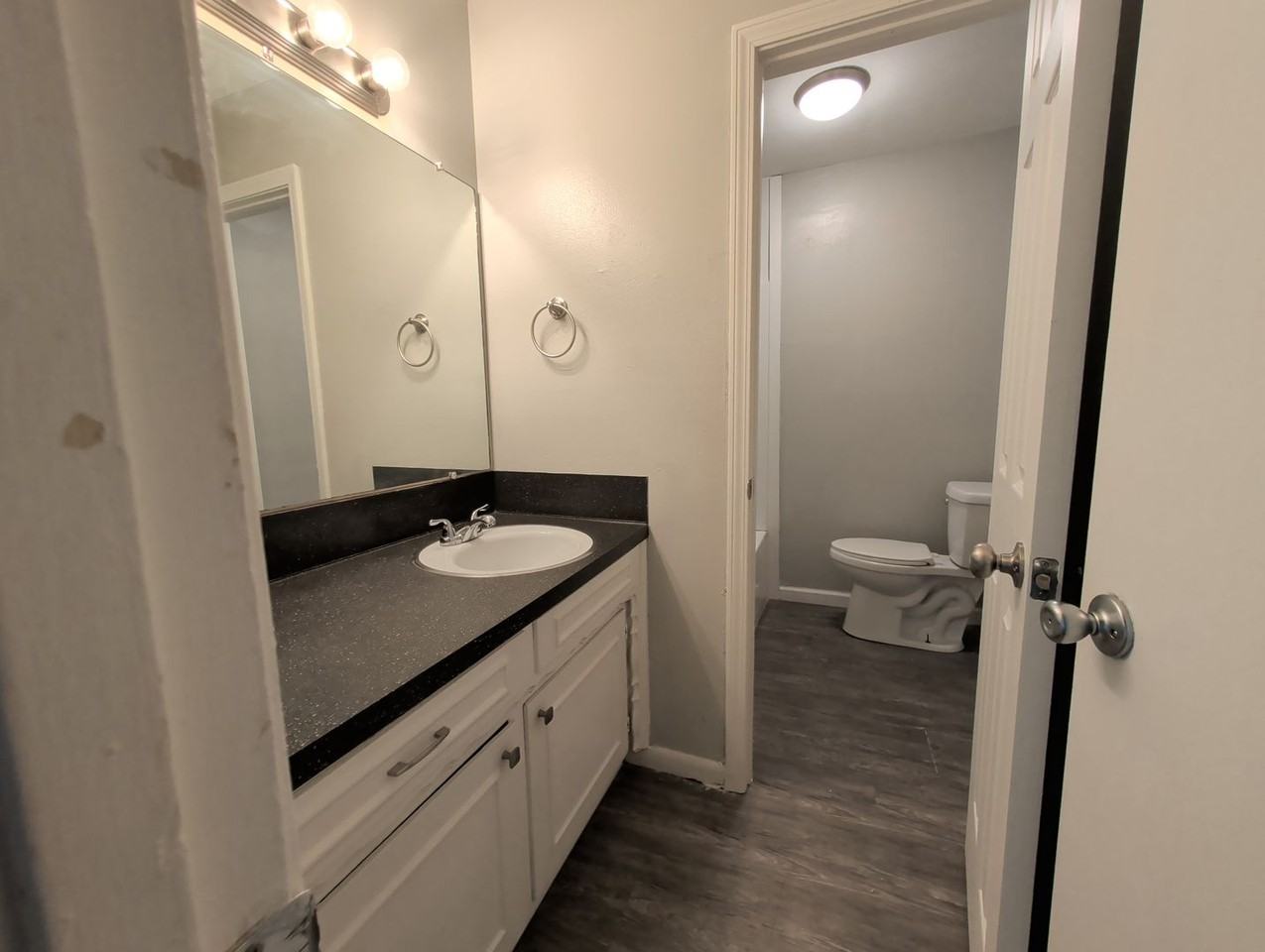 2400 Brookridge Dr #12 - Photo 4 of 9