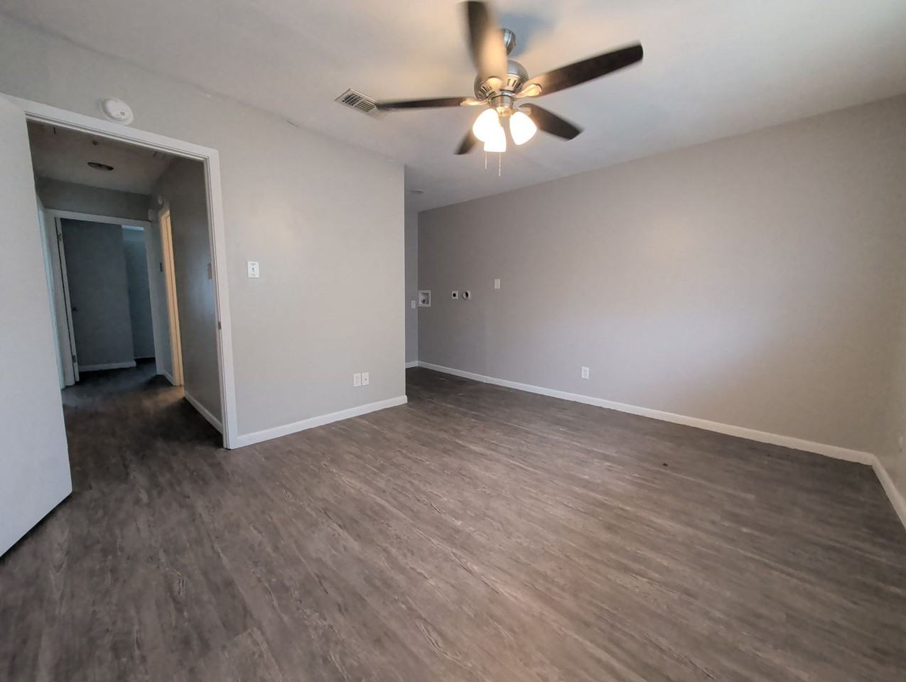 2400 Brookridge Dr #12 - Photo 7 of 9