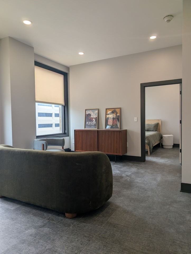 The Carrara on Farnam - Photo 5 of 15