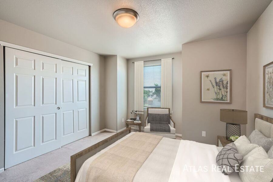 Meadowview - Photo 7 of 9