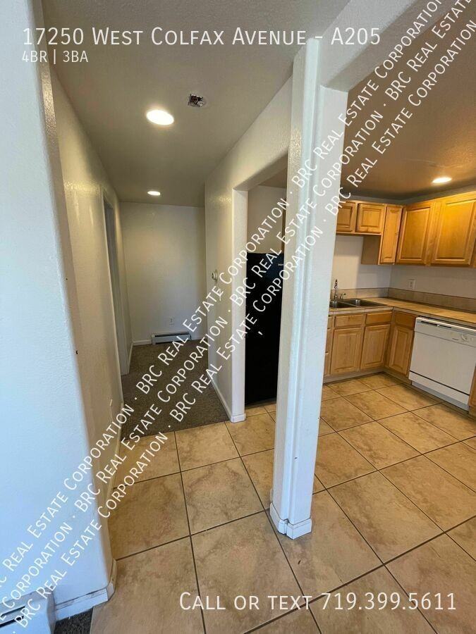 Table Mountain Townhomes - Photo 7 of 22