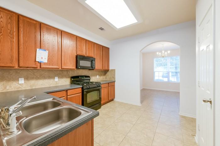 29350 Winton Wood Way - Photo 7 of 15