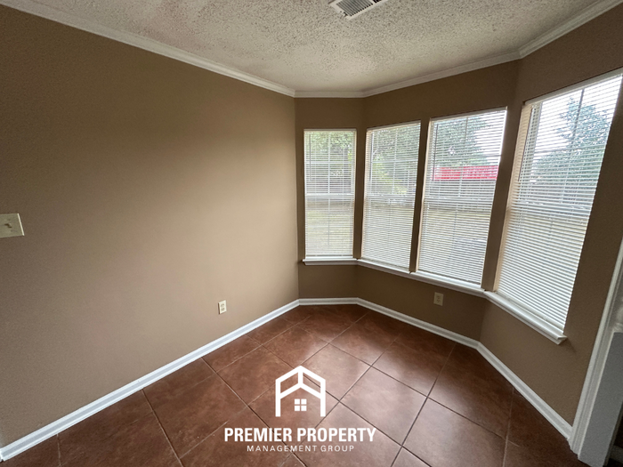 4173 Oak Wind Dr - Photo 5 of 21