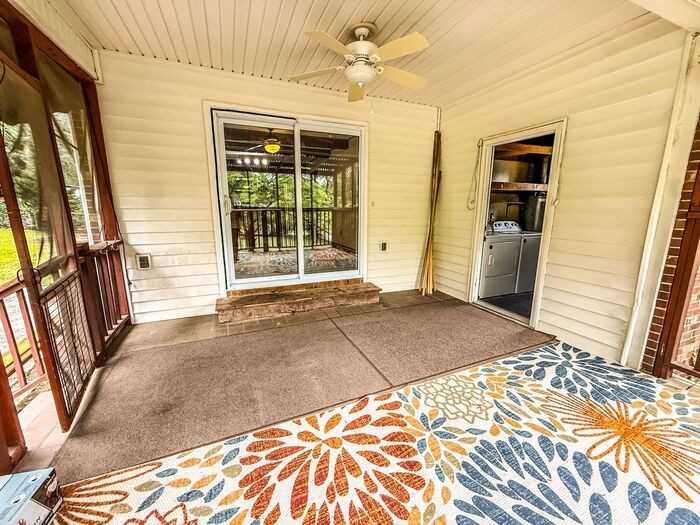 4717 Radcliff Rd - Photo 2 of 16