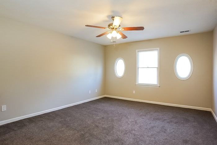 2323 Casaba Dr - Photo 2 of 10