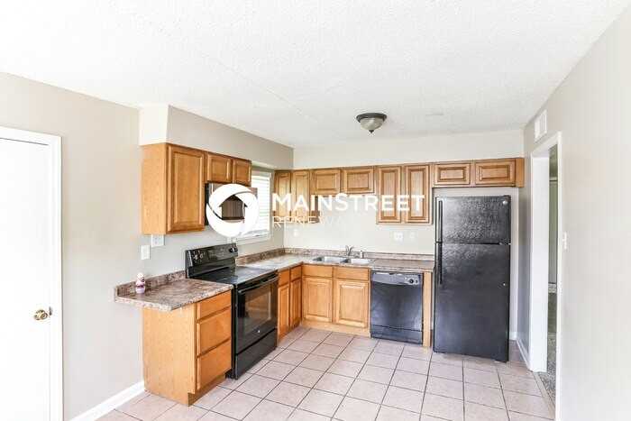6570 Riverdale Rd - Photo 7 of 16