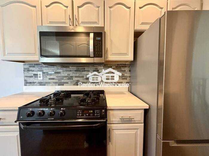 1782 S Trenton St #2 - Photo 6 of 21