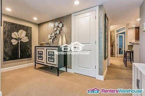 221 S Garfield St #211 - Photo 3 of 20