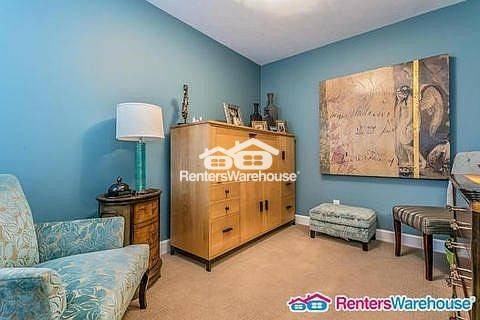 221 S Garfield St #211 - Photo 4 of 20