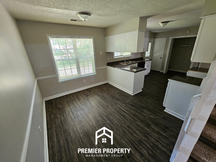 3999 Lacewood Dr - Photo 5 of 21