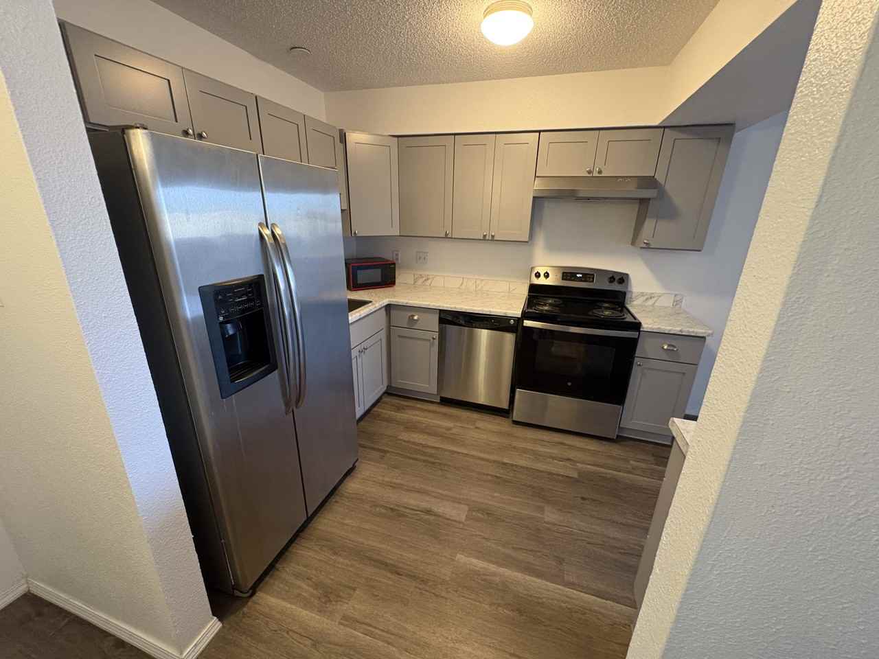 4711 Country Club Ln Nw #C3 - Photo 4 of 12