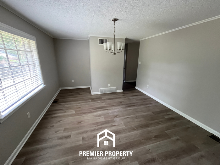 4977 Knight Arnold Rd - Photo 5 of 20