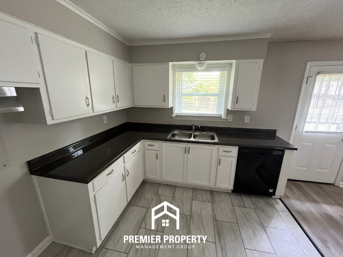 4977 Knight Arnold Rd - Photo 7 of 20