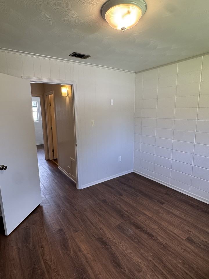 494 Central Ave #4 - Photo 5 of 7