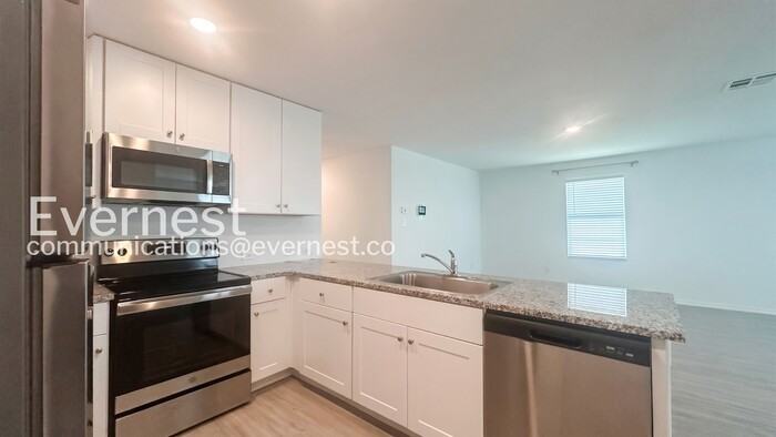 3873 Far Horizon - Photo 3 of 20