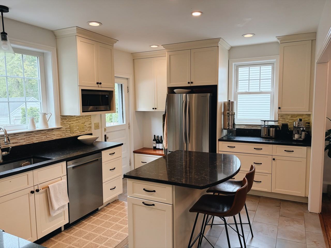 201 Thornton St #NA - Photo 7 of 23