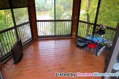 1649 Norwood Dr - Photo 3 of 16