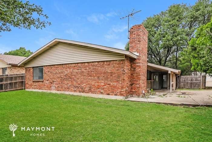 1617 Whittenburg Dr - Photo 3 of 3
