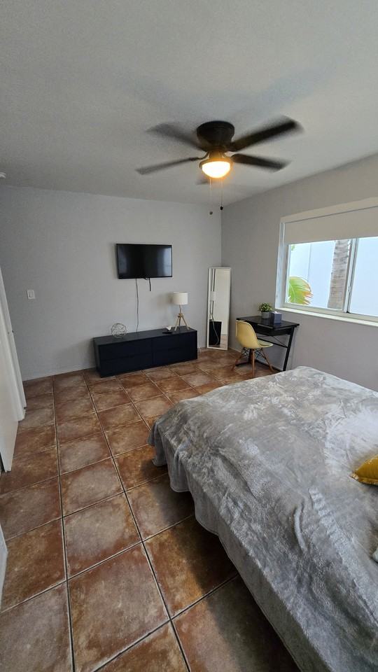 7725 Harding Ave #2 - Photo 2 of 9