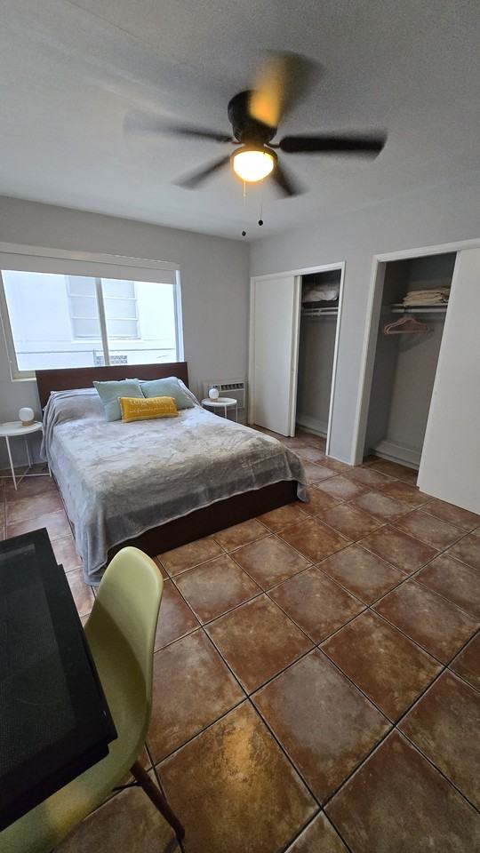 7725 Harding Ave #2 - Photo 6 of 9