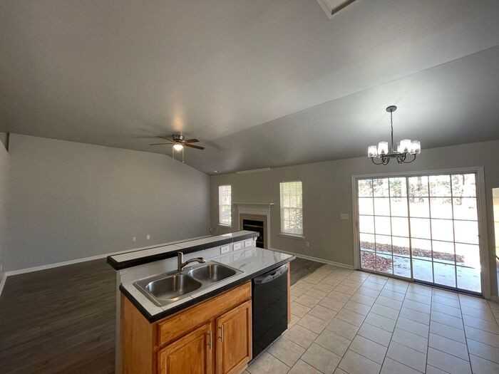 16200 Circlegreen Dr - Photo 5 of 17
