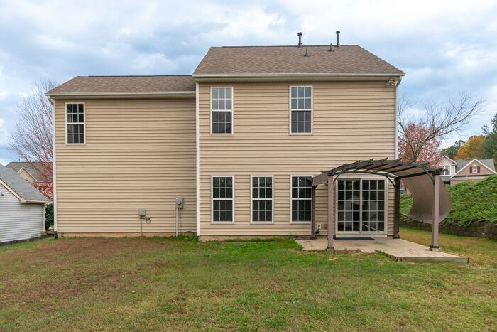 4057 Buckingham Dr - Photo 3 of 28