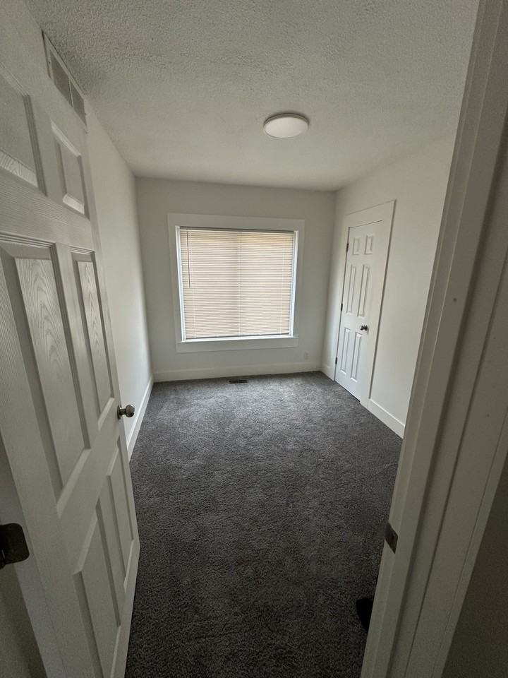15330 Coyle St #1 - Photo 2 of 9