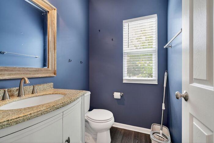 16259 Countryside Blvd - Photo 5 of 29