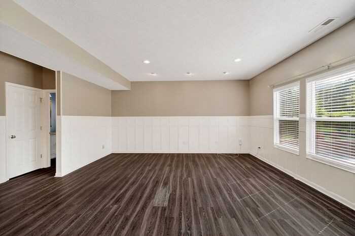 16259 Countryside Blvd - Photo 7 of 29