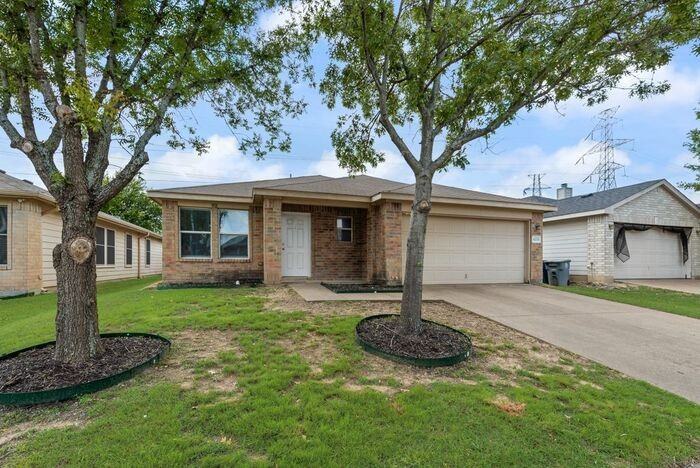 6233 Balcony Ln - Photo 3 of 25