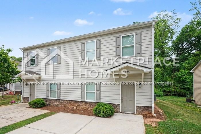 835 Johnson St - Photo 3 of 25