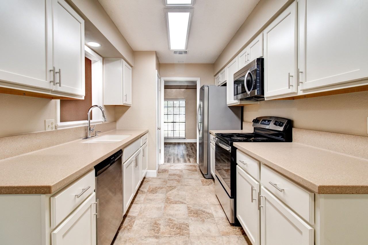 8039 Misty Park St #NA - Photo 4 of 16