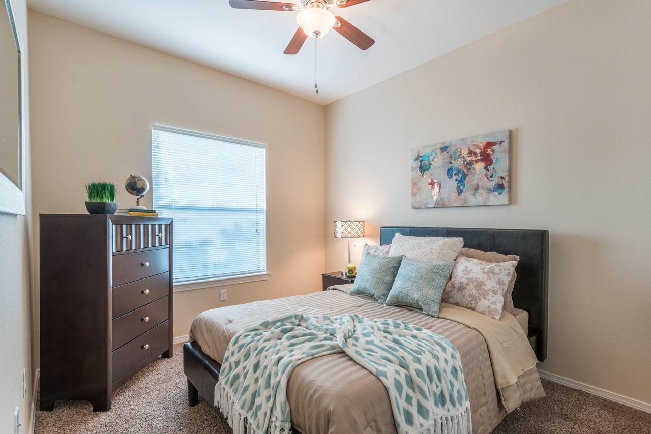 7224 N Loop Dr #316 - Photo 7 of 10