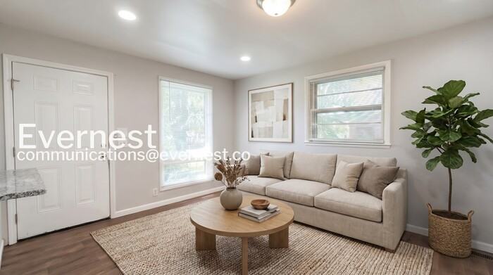 3250 Cloverwood Dr - Photo 3 of 26