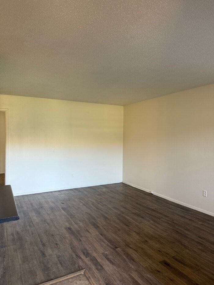 7145 Melrose Ln #106 - Photo 4 of 11