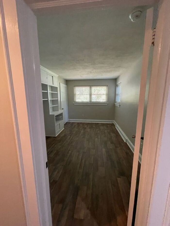 2171 6th St Ne - Photo 3 of 19