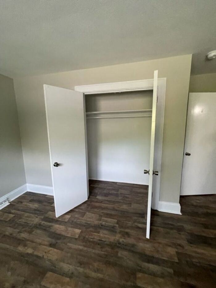 2171 6th St Ne - Photo 5 of 19