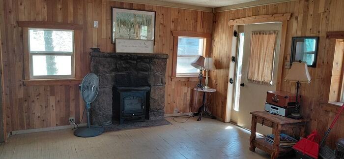 27425 Spruce Ln - Photo 5 of 11