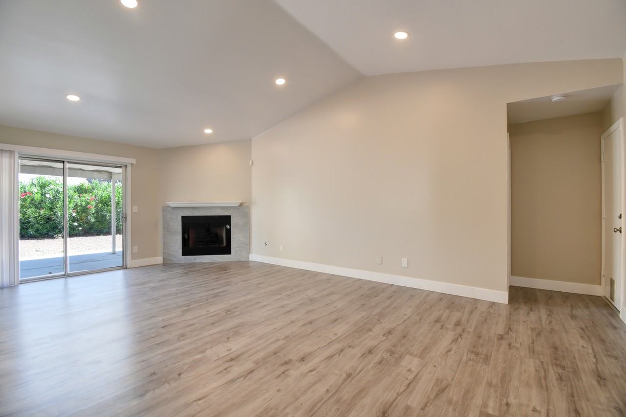 6420 Jean Lee Dr - Photo 4 of 11