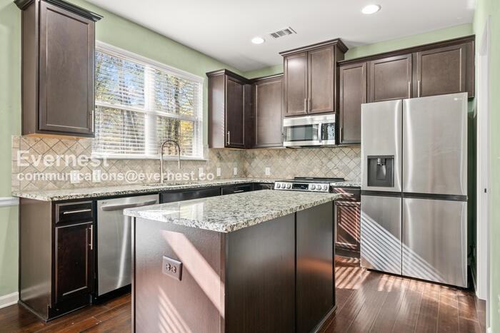 4057 Princeton Lakes Way Sw - Photo 2 of 29