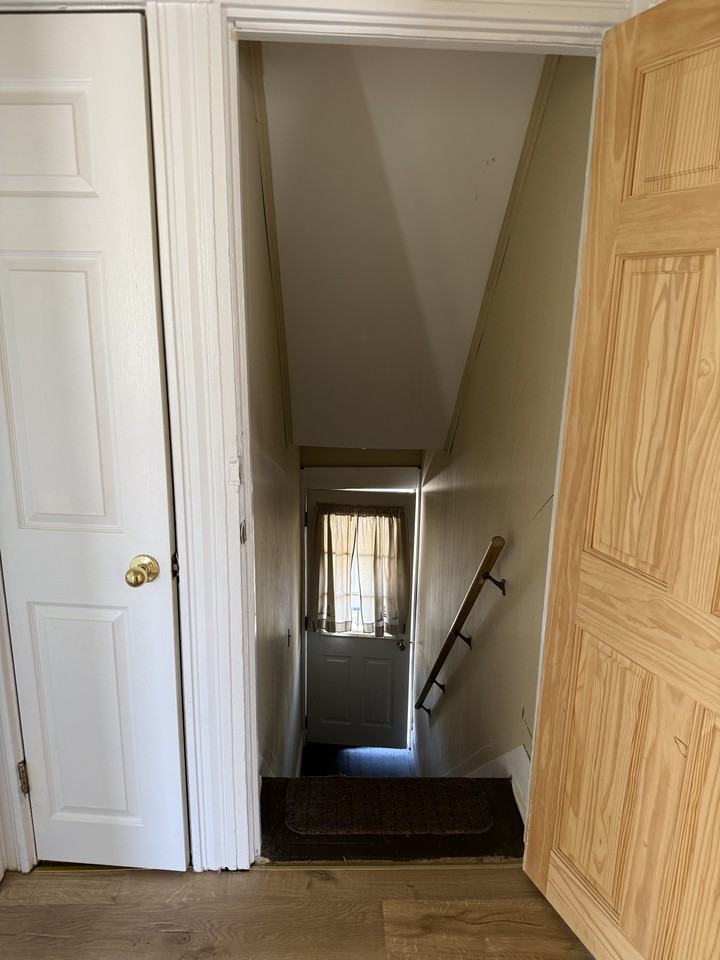 203 S Main St #2 - Photo 5 of 15