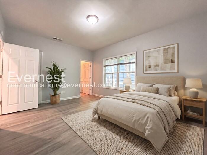1725 Church St Nw - Photo 5 of 25