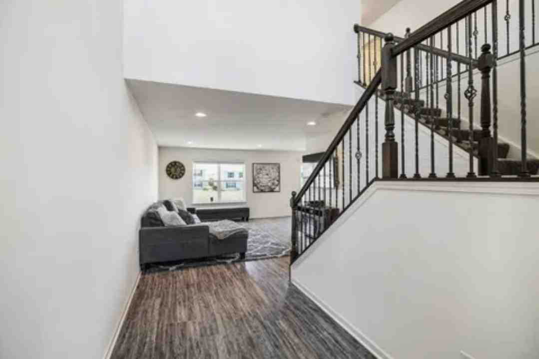 11161 Vermont Cir #11161 - Photo 4 of 10