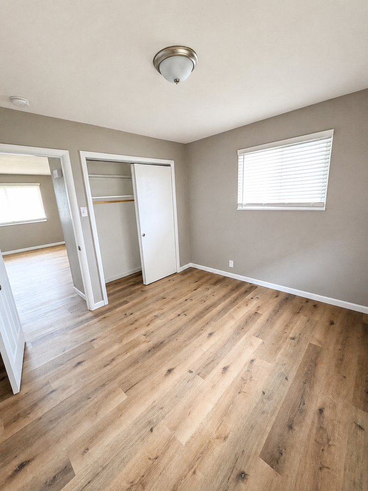 329 Eichelberger St #A - Photo 4 of 7