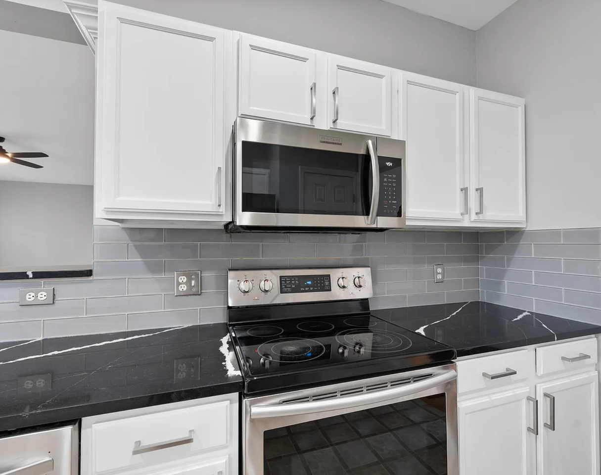 7707 Oak Marsh Dr #NA - Photo 4 of 14